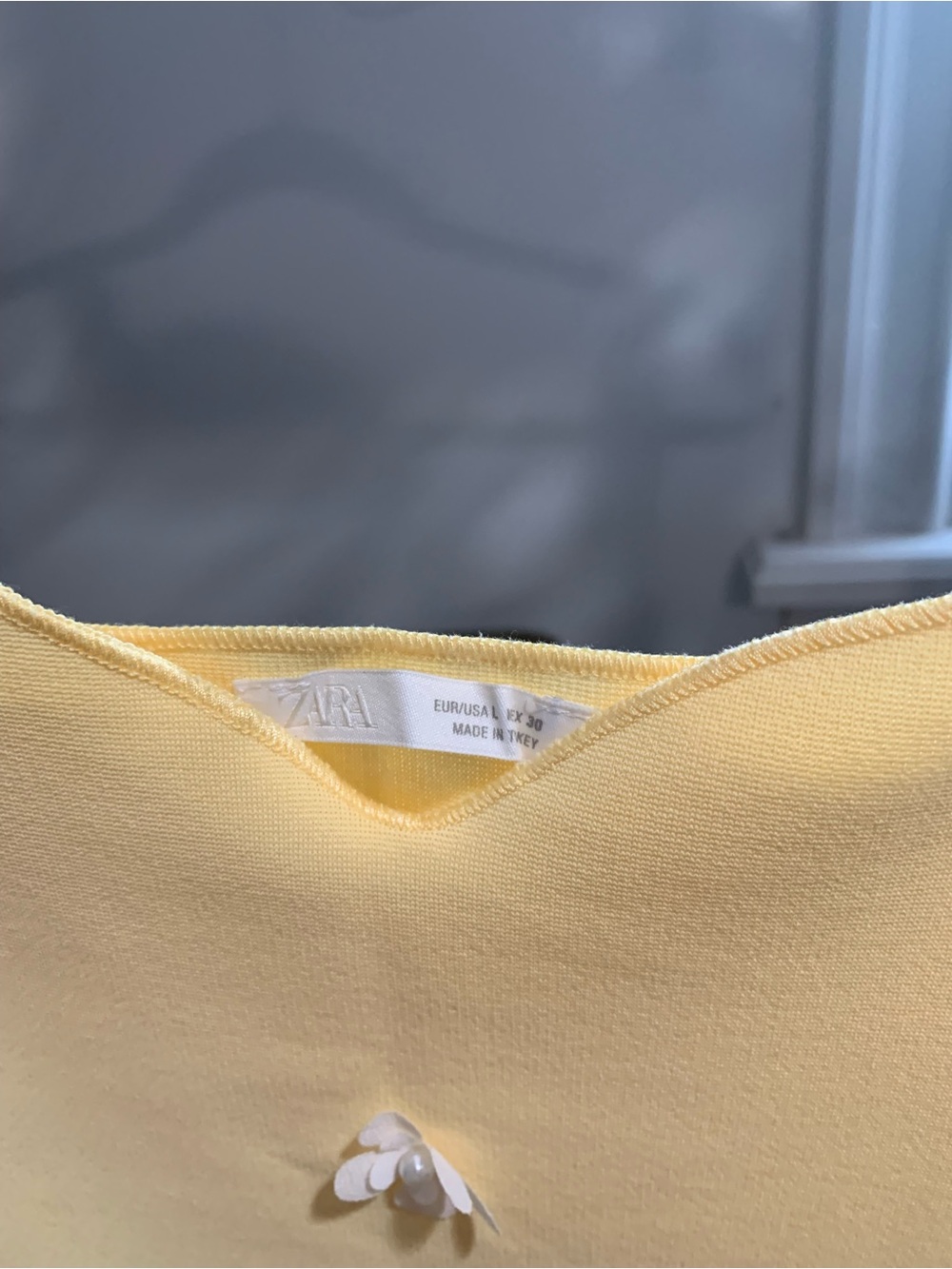 Zara Pale Yellow Midi Dress with White Floral Appliqués - Picture 2 of 4